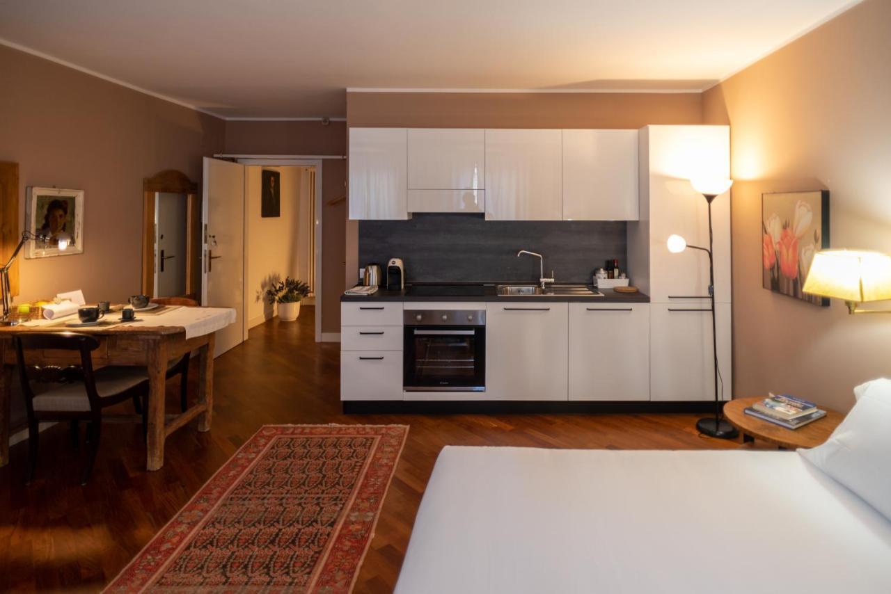S. Trinita 18, Suites & Rooms トレント エクステリア 写真